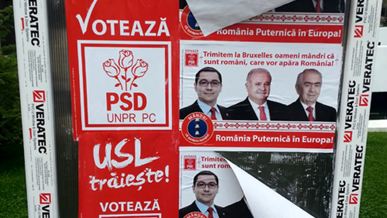 Afişe cu sloganul 
