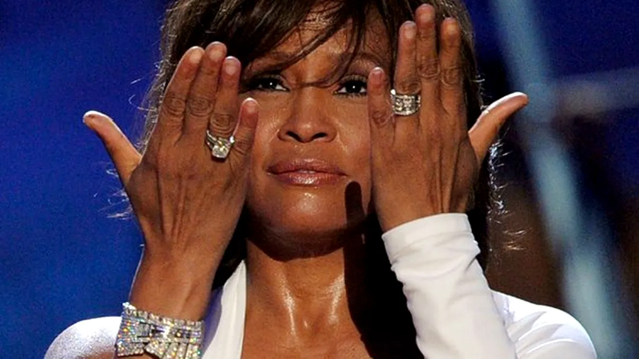 Whitney Houston a murit din cauza unei supradoze de droguri. Raportul final al medicilor legişti