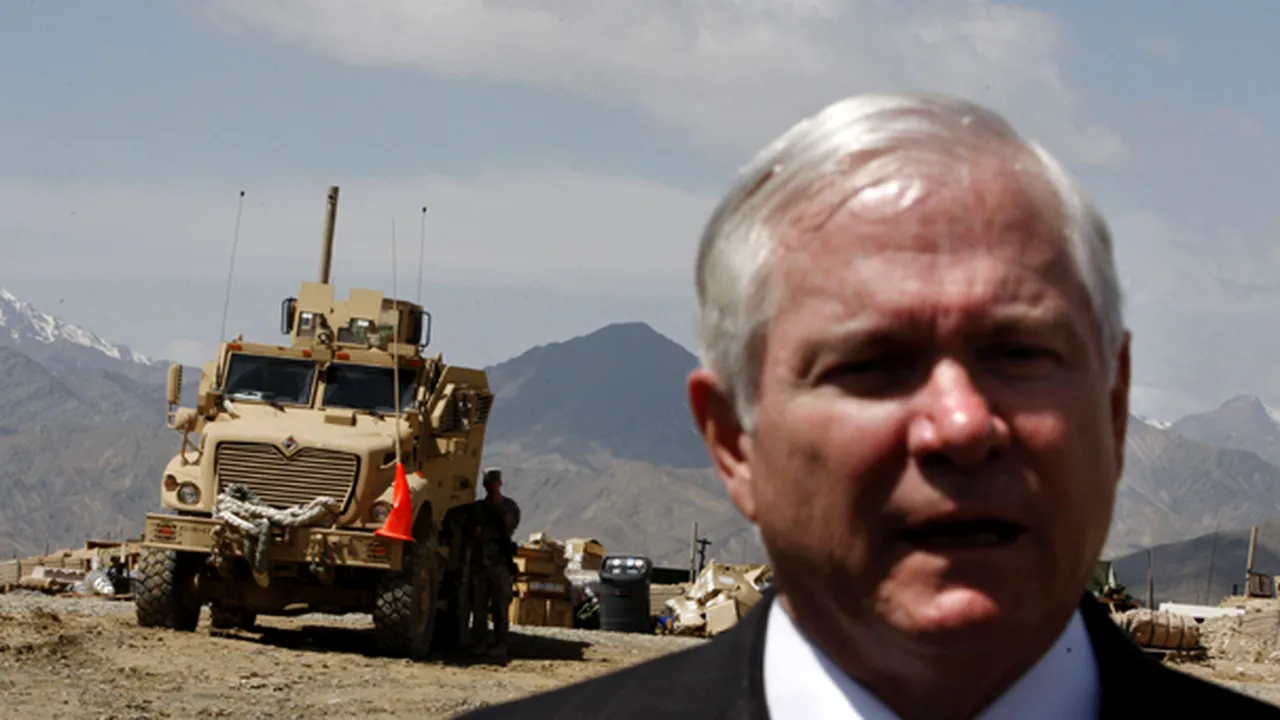 Robert Gates a ajuns în Afganistan pentru a discuta despre suplimentarea trupelor - VIDEO