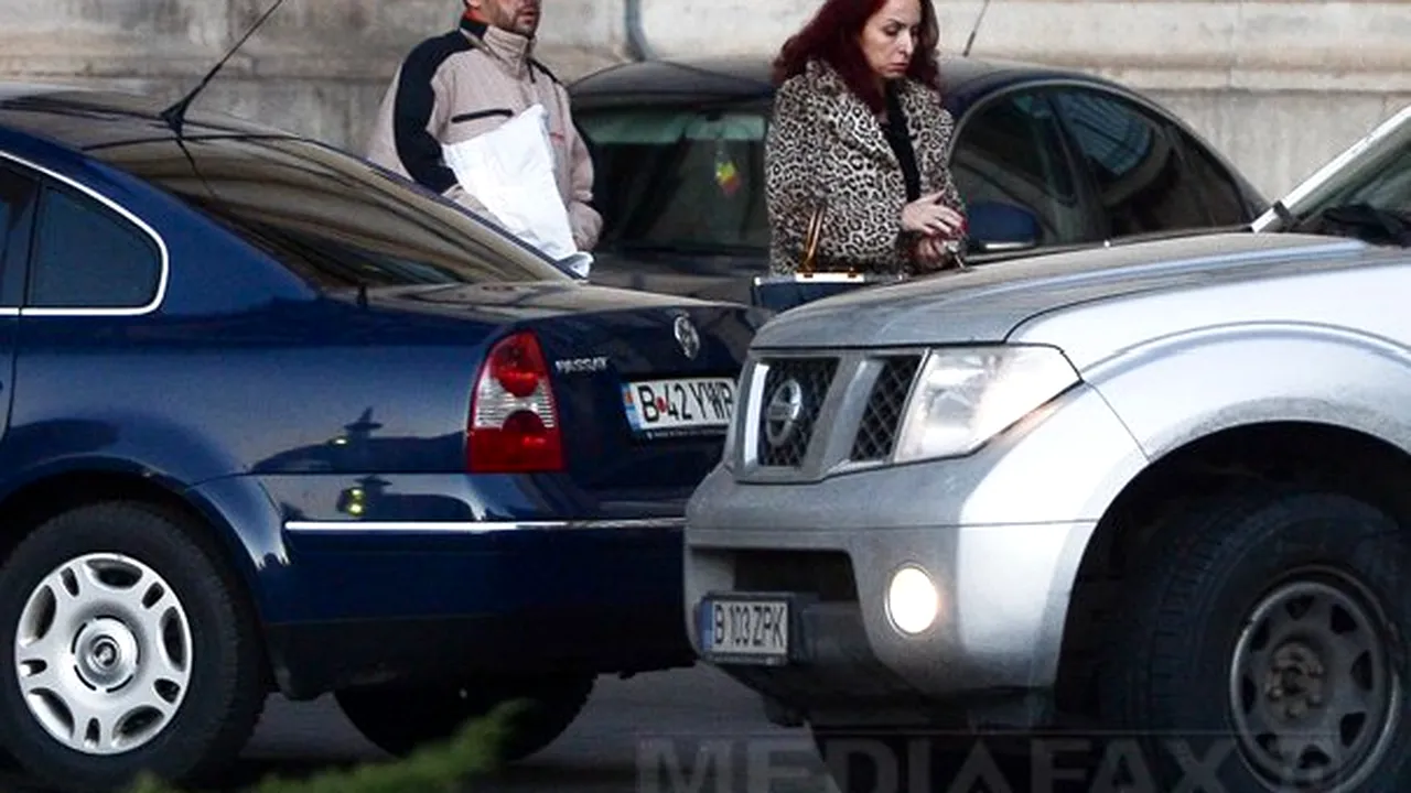 Mihai Şova şi Ingrid Mocanu Popa au fost eliberaţi din funcţiile de la Ministerul de Interne