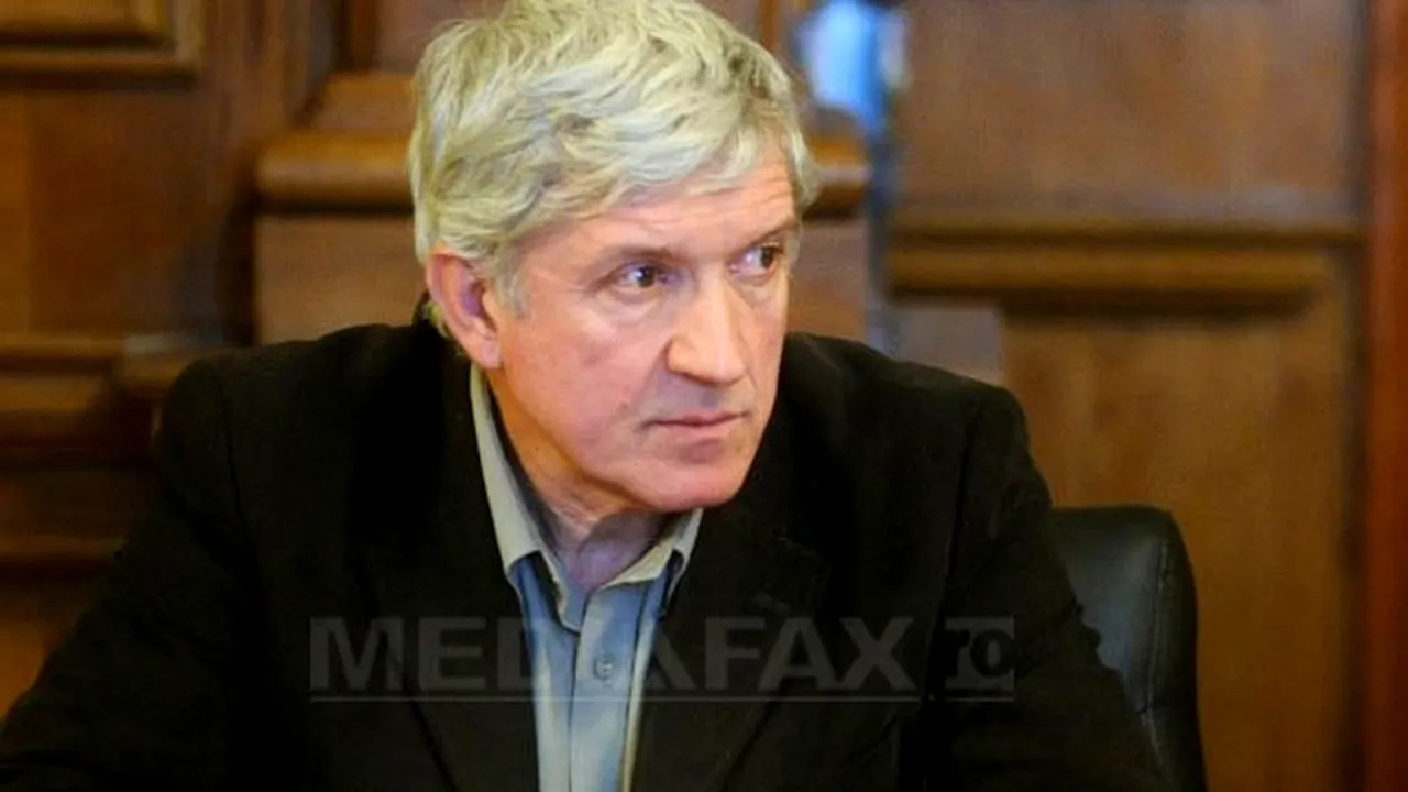 Diaconu şi-a anunţat în plen demisia din Senat: Voi continua să apăr imaginea Parlamentului