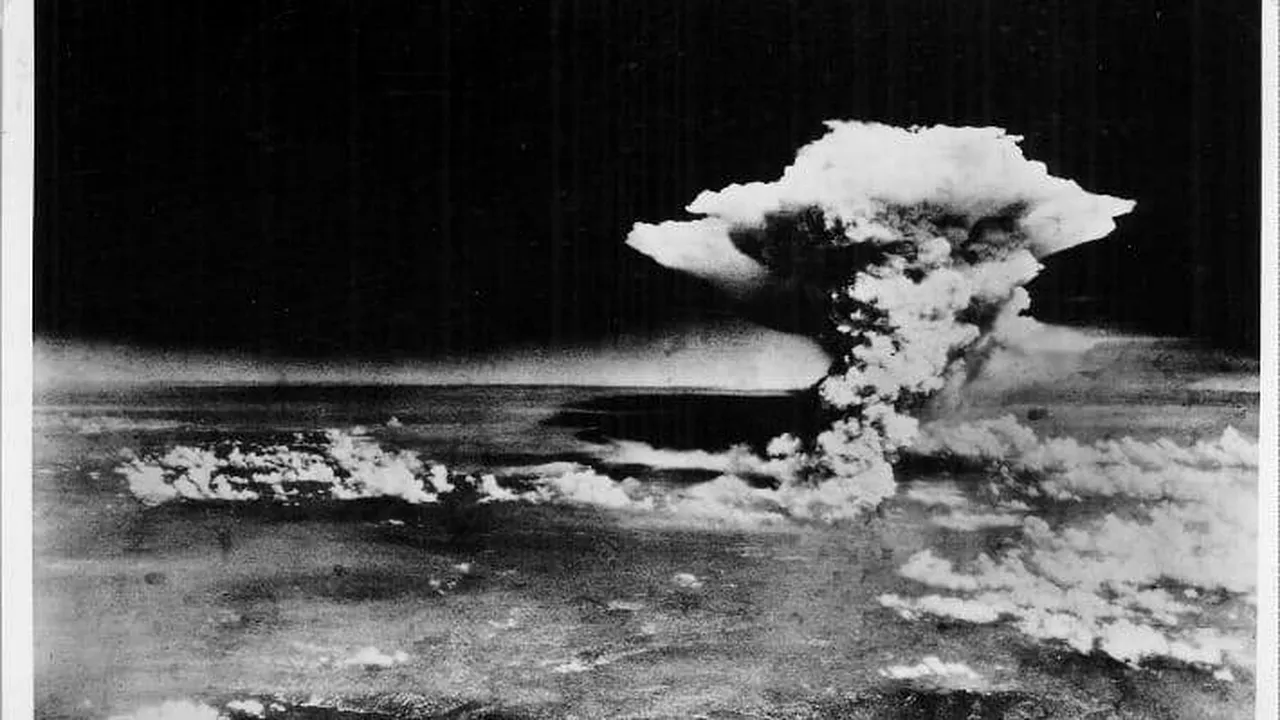 Un supravieţuitor de la Nagasaki face un apel disperat către Putin: „Arma nucleară nu pune capăt războiului, ci umanităţii”

