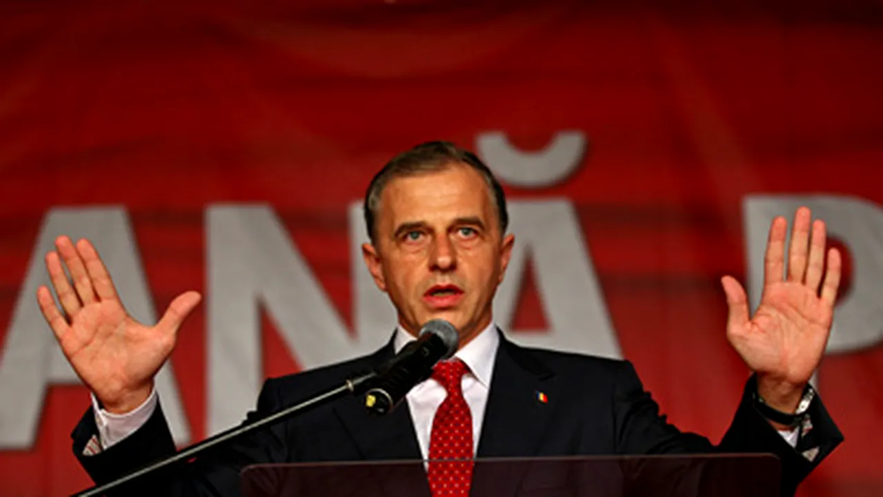 Geoană: Sper să constatăm la moţiune existenţa unei noi majorităţi, să propună guvern de specialişti