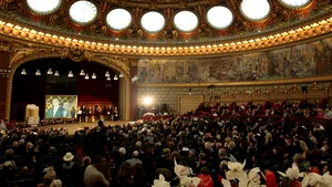 Vezi aici personalităţile nominalizate la Zece pentru România