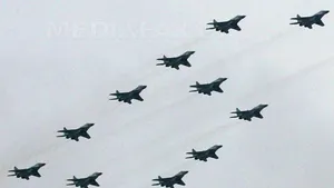 Rusia trimite avioane suplimentare la baza din Armenia