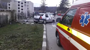 Fetiţă de 11 ani în comă, ţinută cu orele în UPU, după ce tatăl ei, băut, s-a răsturnat cu maşina. FOTO