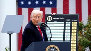 Schimbare la 180 de grade. Trump anunță că tarifele aplicate Chinei vor „scădea substanțial”