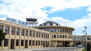 Încep lucrări de intervenţie şi întreţinere la pista Aeroportului Băneasa