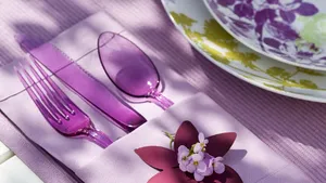 Gustul alimentelor, influenţat de elementele de decor. Cu ce culori asortăm mâncare pentru a obţine efectul dorit