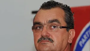 Mitrea: Pentru citirea moţiunii de cenzură nu este nevoie de cvorum de lucru