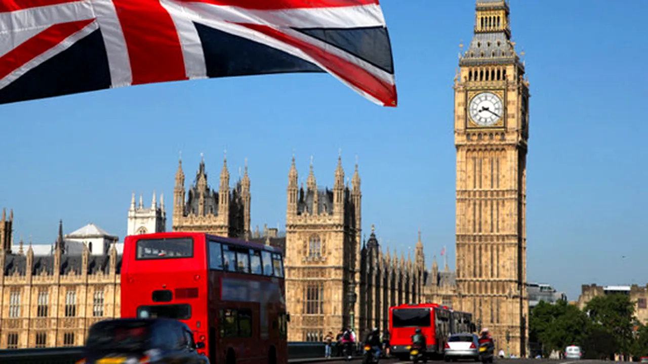 Inflaţia din Marea Britanie scade de la maximul ultimilor 41 de ani