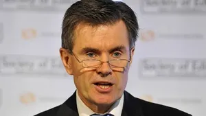 Ponta s-a întâlnit cu şeful MI-6 