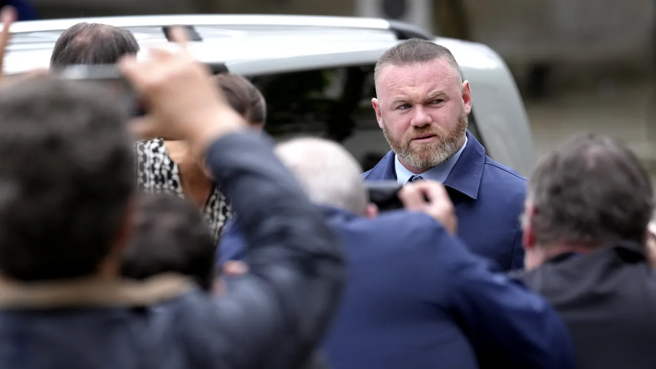 Birmingham City îl demite pe managerul Rooney pe fondul unei serii de meciuri fără victorie
