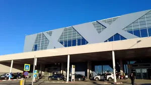 Tap water, drinkable and free at Henri Coanda Airport