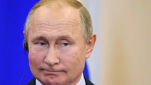 Ţara care cere Rusiei un împrumut de 2 miliarde de dolari pentru construcţia de centrale electrice şi căi ferate