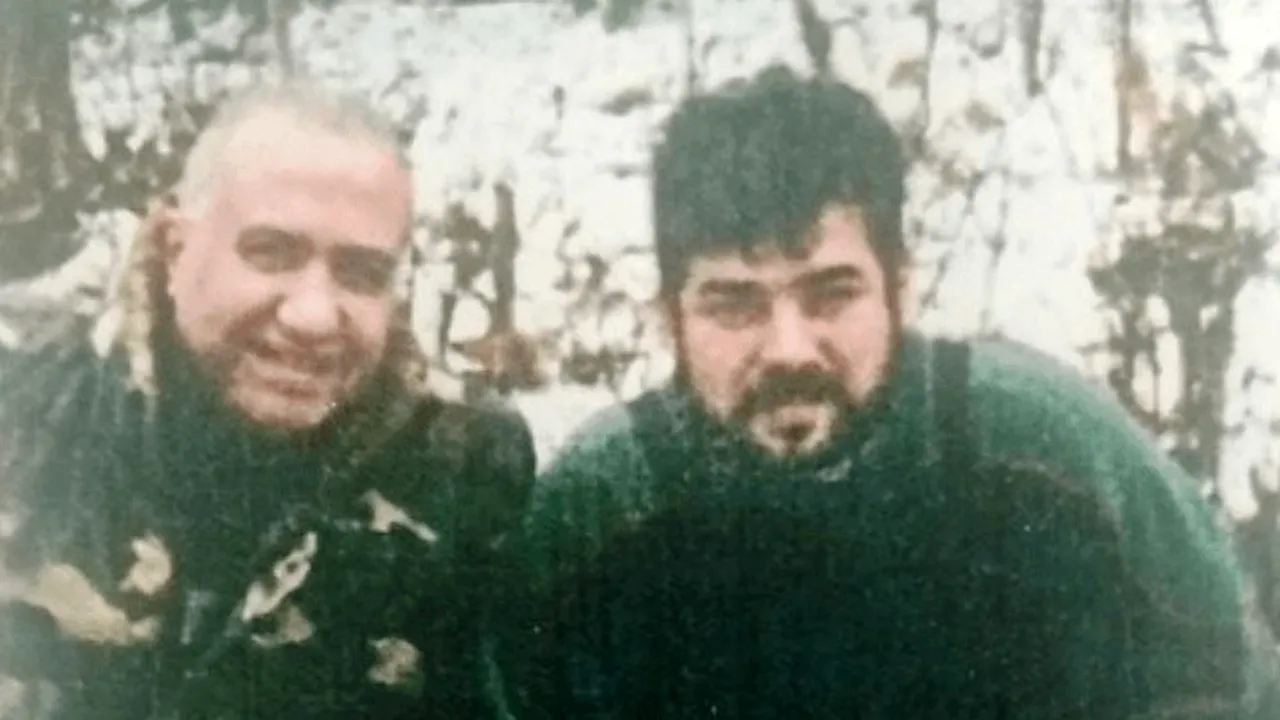Cine este Marcel Ciolacu, noul preşedinte al Camerei Deputaţilor/ În urmă cu 20 de ani apărea într-o poză, la vânătoare, cu Omar Hayssam
