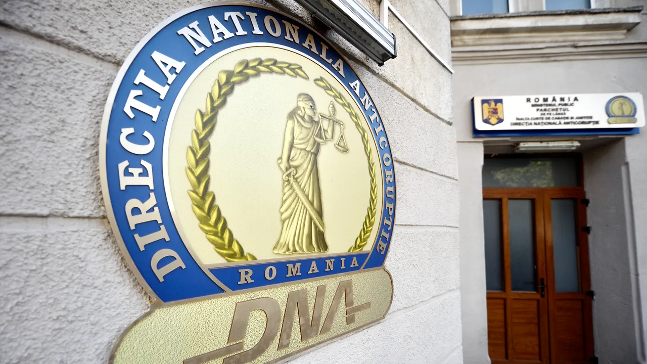 Inspectorul şef al ISCTR Cluj, reţinut pentru luare de mită