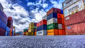 Dozens of Romanian Customs Authority chiefs to be reassigned to enforcement positions