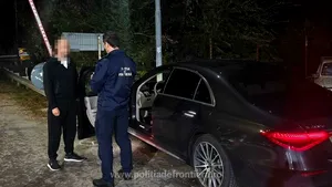 Bolid de lux de 622.000 de lei, căutat în Cehia, găsit în vama Rădăuți-Prut. Nu este singura mașină căutată internațional