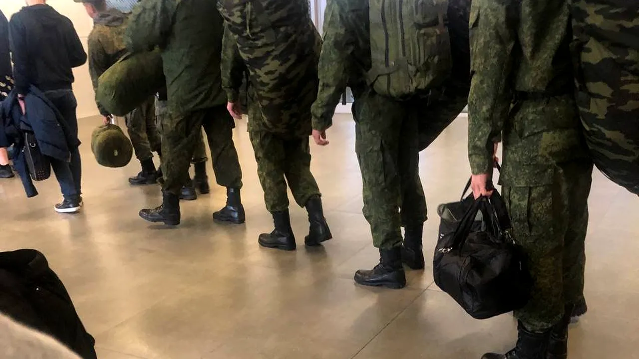 Companiile aeriene ruseşti nu mai vând bilete bărbaţilor ruşi cu vârste cuprinse între 18 şi 65 de ani

