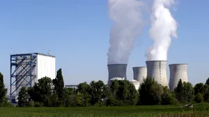Incendiu în incinta unei centrale nucleare din Franţa