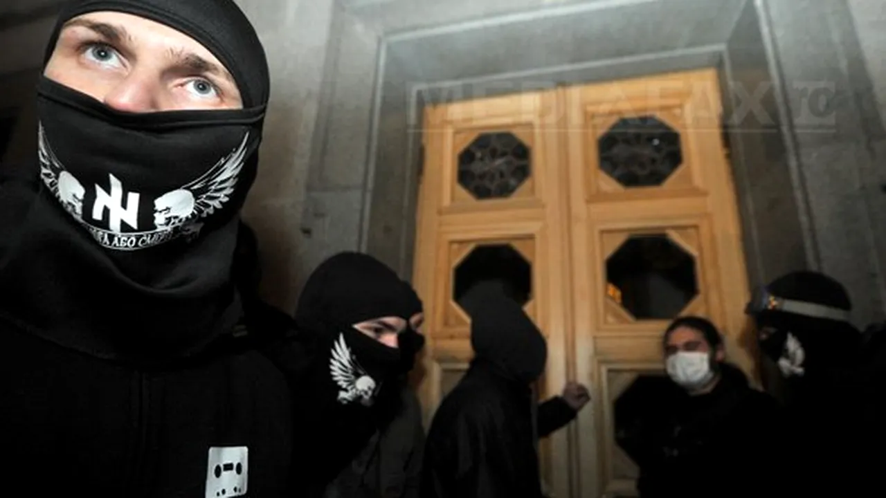 Ucraina ar putea lansa o operaţiune antiteroristă în Transcarpatia, la frontiera cu România