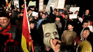 Încă fără o anvergură notabilă, Piaţa Universităţii cere, în primul rând, mai puţină corupţie