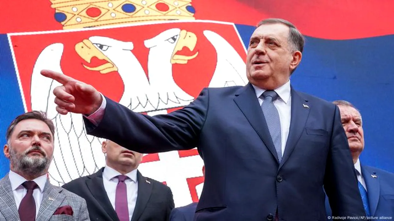 UE trimite trupe suplimentare în Bosnia după suspendarea legilor separatiste