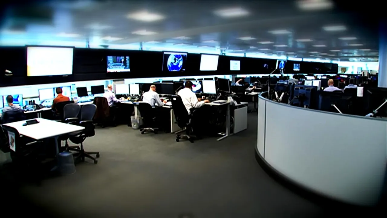 CEDO condamnă interceptarea comunicaţiilor de către serviciile secrete britanice. 