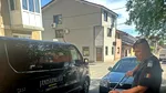 Şerpi în apropierea unui restaurant din Orşova şi într-o scară de bloc din Drobeta Turnu Severin