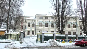 Lista şcolilor închise: 18 judeţe, afectate de condiţiile meteo nefavorabile. Peste 9.600 de elevi stau acasă 