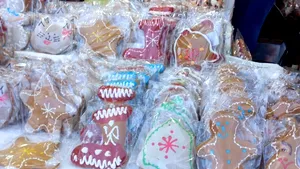 ANPC continuă controalele în târgurile de Crăciun: peste 80 de operatori verificați și amenzi de peste 230.000 de lei