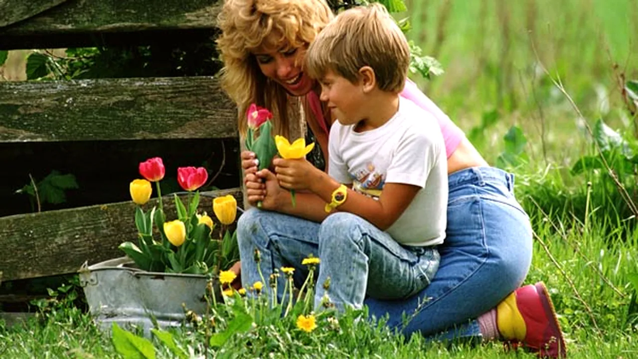 Părinţii adoptivi vor putea schimba prenumele copilului la încuviinţarea adopţiei
