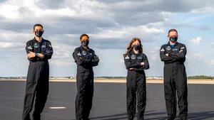 FOTO | SpaceX: Primul echipaj 100% civil este complet. Cine sunt cei patru americani care vor zbura în spaţiu anul acesta