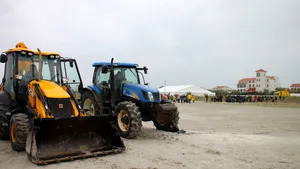 Proiectul de înnisipare a plajelor s-ar putea opri la jumătatea drumului. Rămăşiţele unei epave antice au fost descoperite în zona de extragere a nisipului