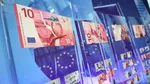 Cum ar putea arăta noile bancnote euro. BCE prezintă cele 10 variante finaliste și cere opinia cetățenilor