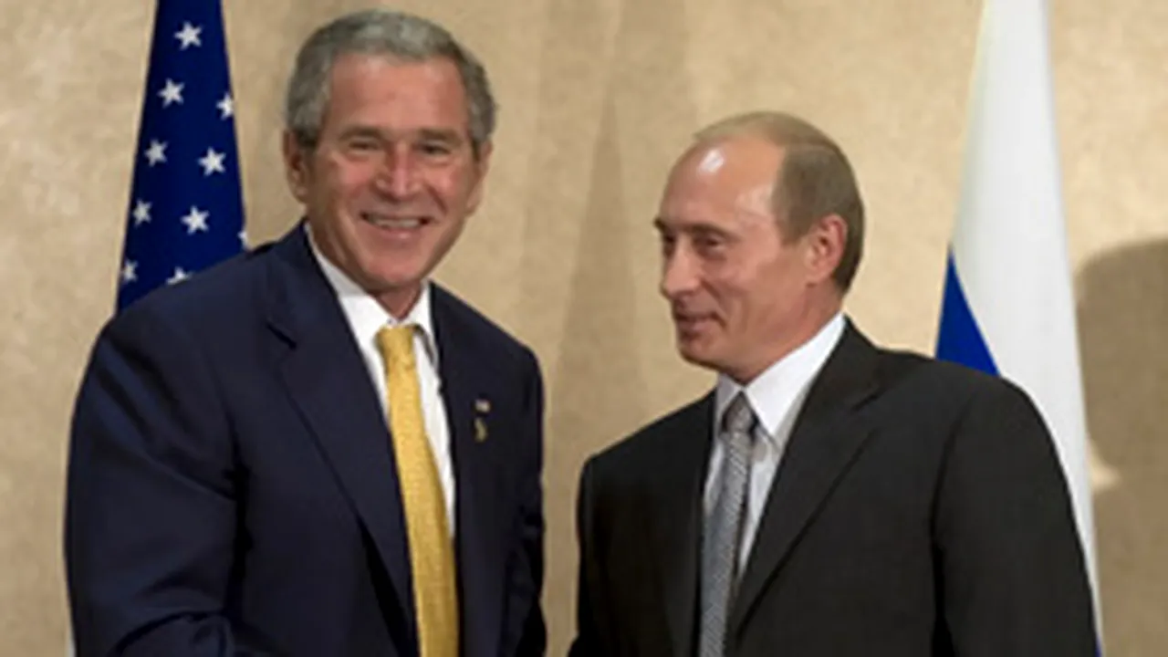 Putin şi Bush vor încerca să evite un conflict la Bucureşti - presa rusă
