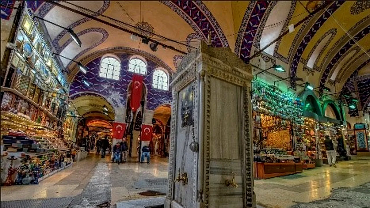 În 2022, aproape 40 de milioane de turişti au vizitat Marele Bazar din Istanbul 