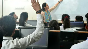 Raport OCDE: Cum sunt salariile cadrelor didactice din România față de cele din alte țări membre ale organizației