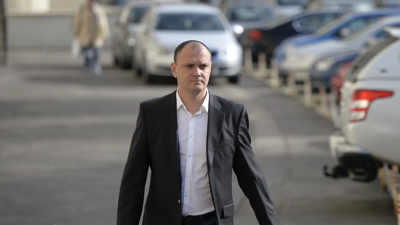 ÎCCJ decide pe 5 ianuarie dacă va emite mandat de arestare în lipsă pentru Sebastian Ghiţă