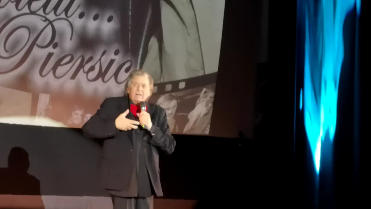 Florin Piersic este în secţia ATI. Actorul a fost operat cu succes la genunchi