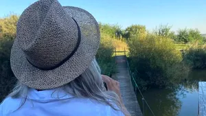 Vaccinare anti-COVID. Experienţa unei tinere din Satu Mare, care s-a infectat cu SARS-CoV-2 la mare, după imunizare