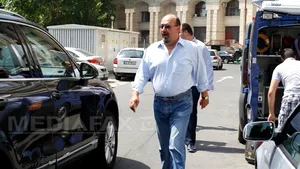 Liviu Luca a ieşit din greva foamei. Avocat: Omul de afaceri şi alţi doi deţinuţi, dezbrăcaţi şi ţinuţi pe holul închisorii