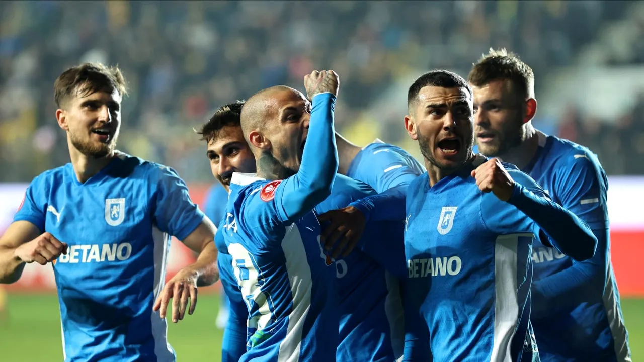 Universitatea Craiova securizează prezenţa în play-off, după victoria cu 3-2 la Petrolul Ploieşti