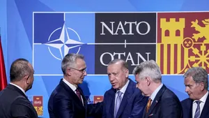 Turcia este de acord să susţină aderarea Finlandei şi Suediei la NATO