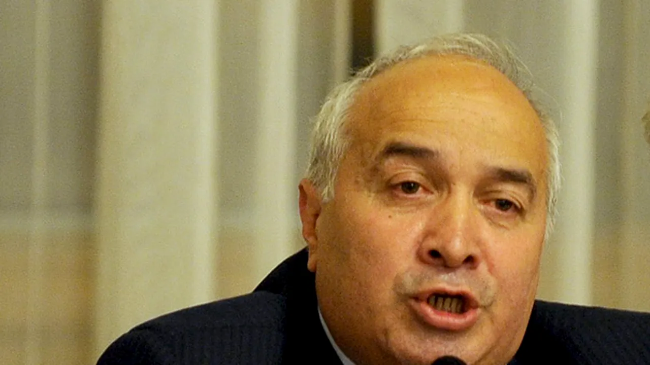 Rădulescu: Sunt stupefiat de decizia privind comisia de anchetă, e o tranzacţie între persoane fizice