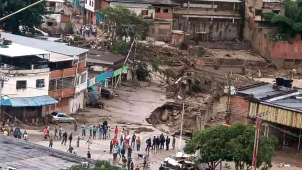 O alunecare de teren în Venezuela a provocat moartea a cel puţin 25 de persoane, 50 sunt dispărute