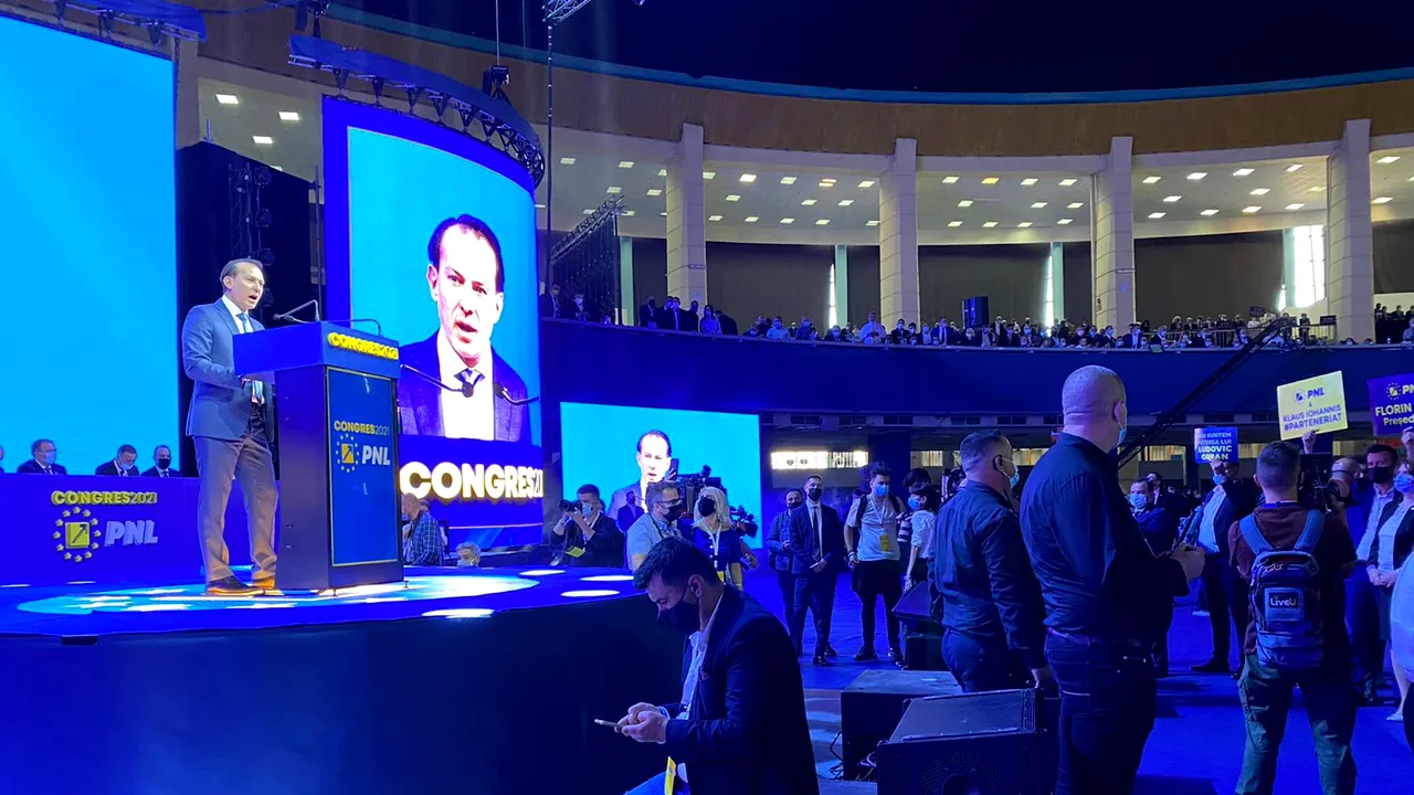 VIDEO Congresul PNL. Florin Cîţu nu e lăsat să îşi susţină moţiunea: Se strigă din sală „Demisia”