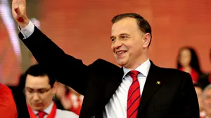 Geoană: PSD a câştigat euroalegerile, PDL a pierdut, vă salutăm din mers