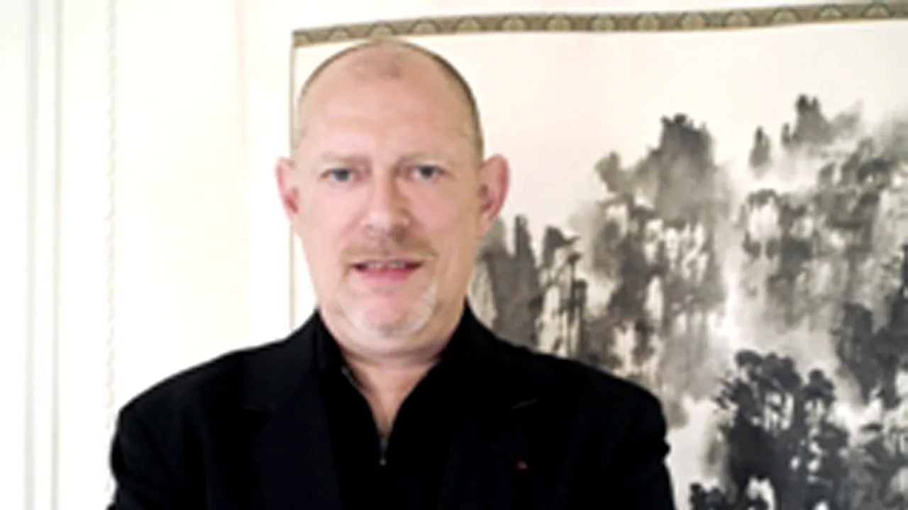 Donald Potard, fondatorul companiei Jean-Paul Gaultier, se va întâlni cu 16 creatori români